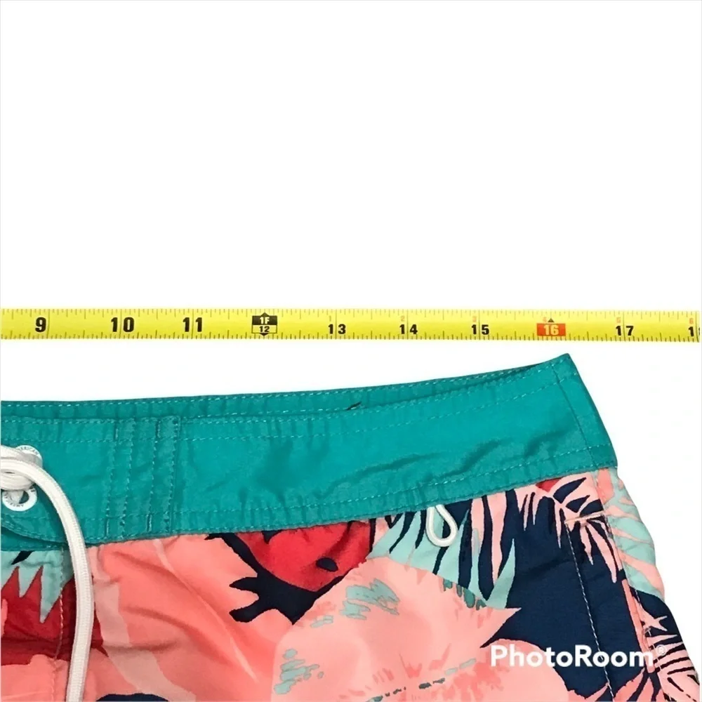 AMERICAN EAGLE / Men’s Lion/Jungle Tropical Print Swim Board Shorts Size M